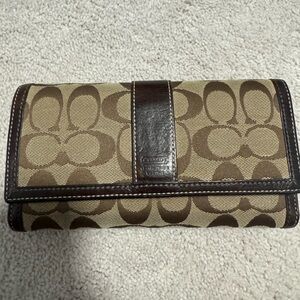 Coach Signature Canvas Continental Wallet - Brown and Tan